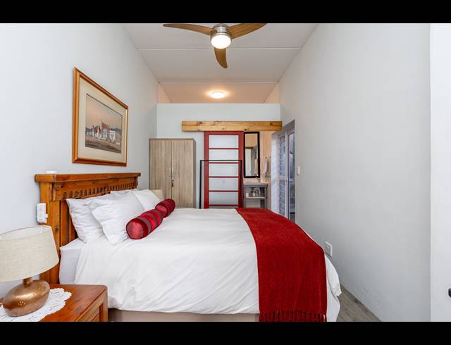 1 BEDROOM GATED ESTATE TO LET IN DEVILS PEAK ESTATE